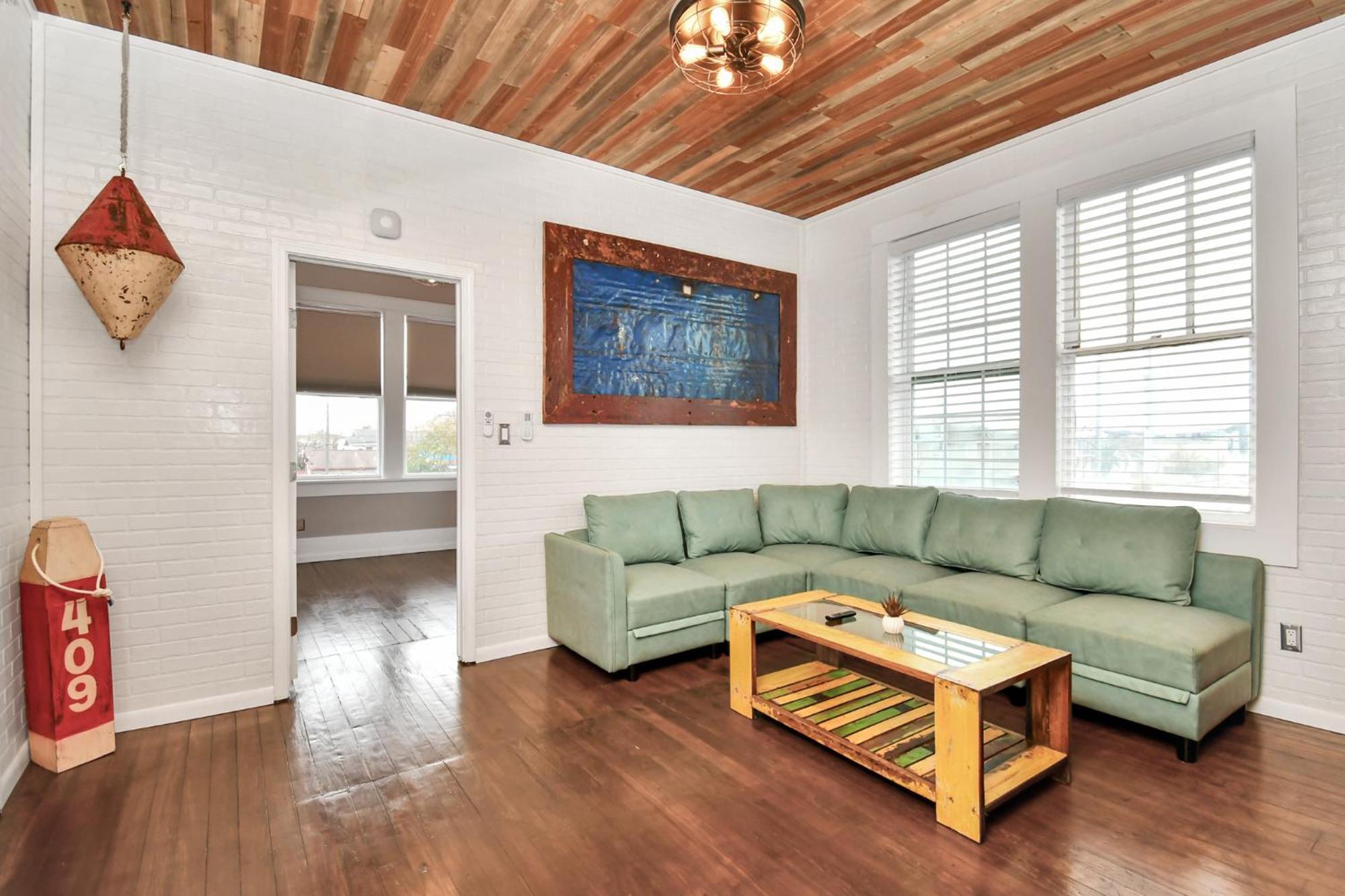 Apartmán Nautical Loft With Outdoor Kitchen & Beach Access Galveston Exteriér fotografie